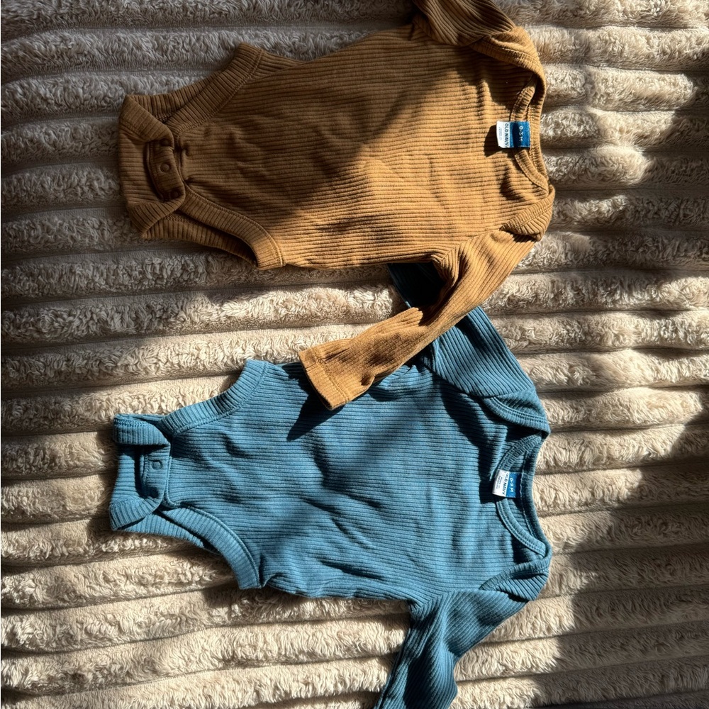 Ribbed Long Sleeve Baby Bodysuits